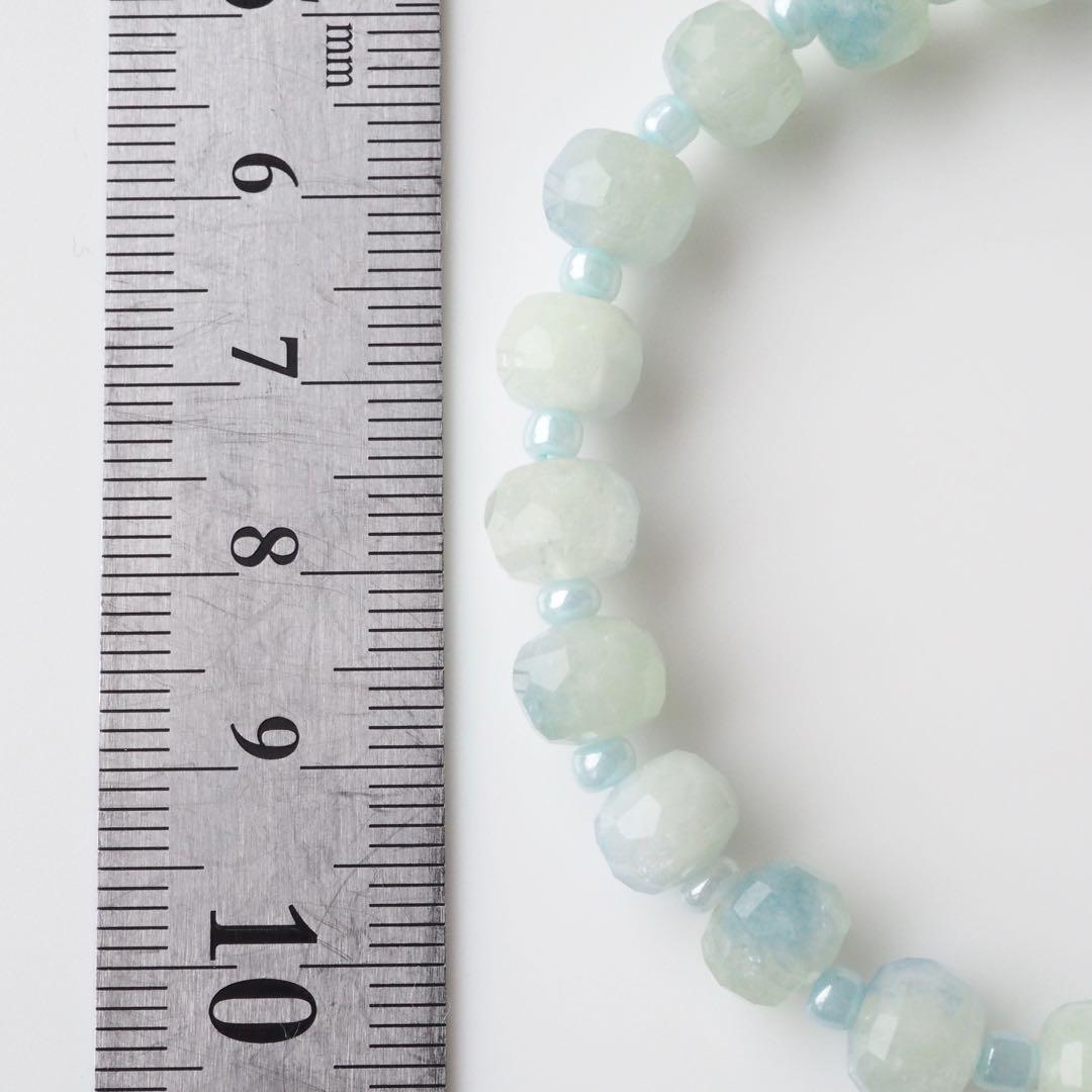 【はくとん( 'ω')ŧ‹\"ŧ‹\"】希少色バイカラー翡翠のゴムブレスレット