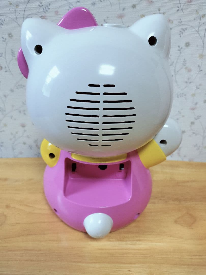SANRIO　サンリオ　HELLO　KITTY　ハローキティ　目覚まし時計　新品