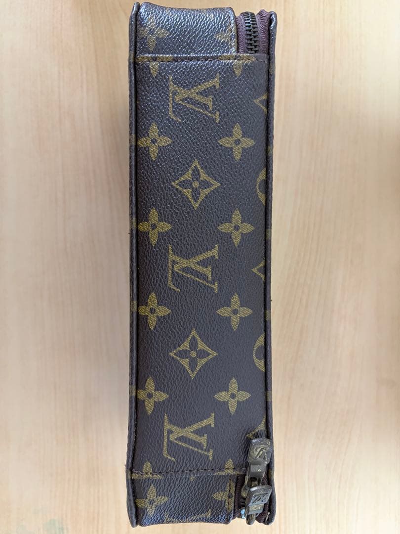 LOUIS VUITTON ルイヴィトン　ティッシュケース