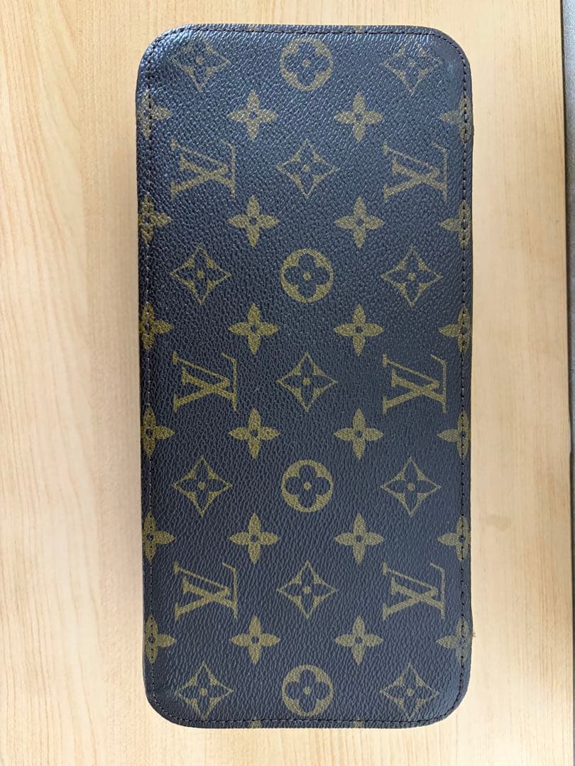 LOUIS VUITTON ルイヴィトン　ティッシュケース