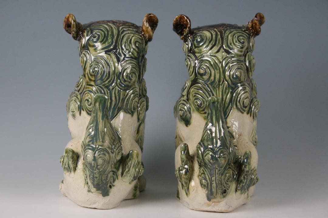 金城敏徳 作　緑釉立シーサー（特大）1対
