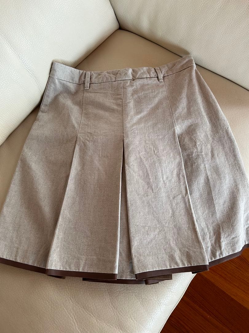 【美品】プラダ　PRADA 麻のキュロット