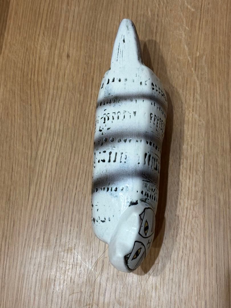 リサラーソン　マイキーのパパ　ネコの置物