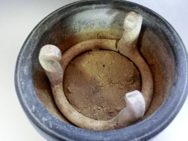 手炉■小さい手火鉢 蕪の絵 陶器 五徳付き 瓶掛け 風炉 火入れ 手焙り 古民具