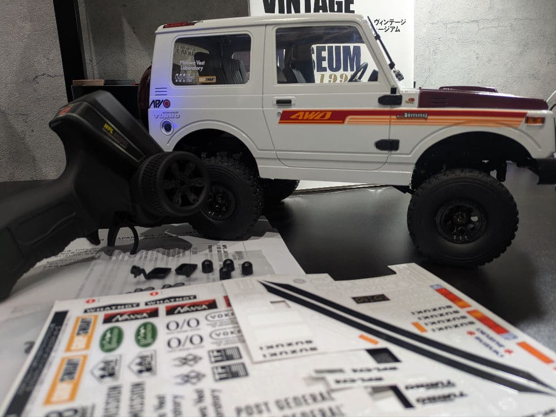 WPL スズキ ジムニー 1/10 ラジコンカー