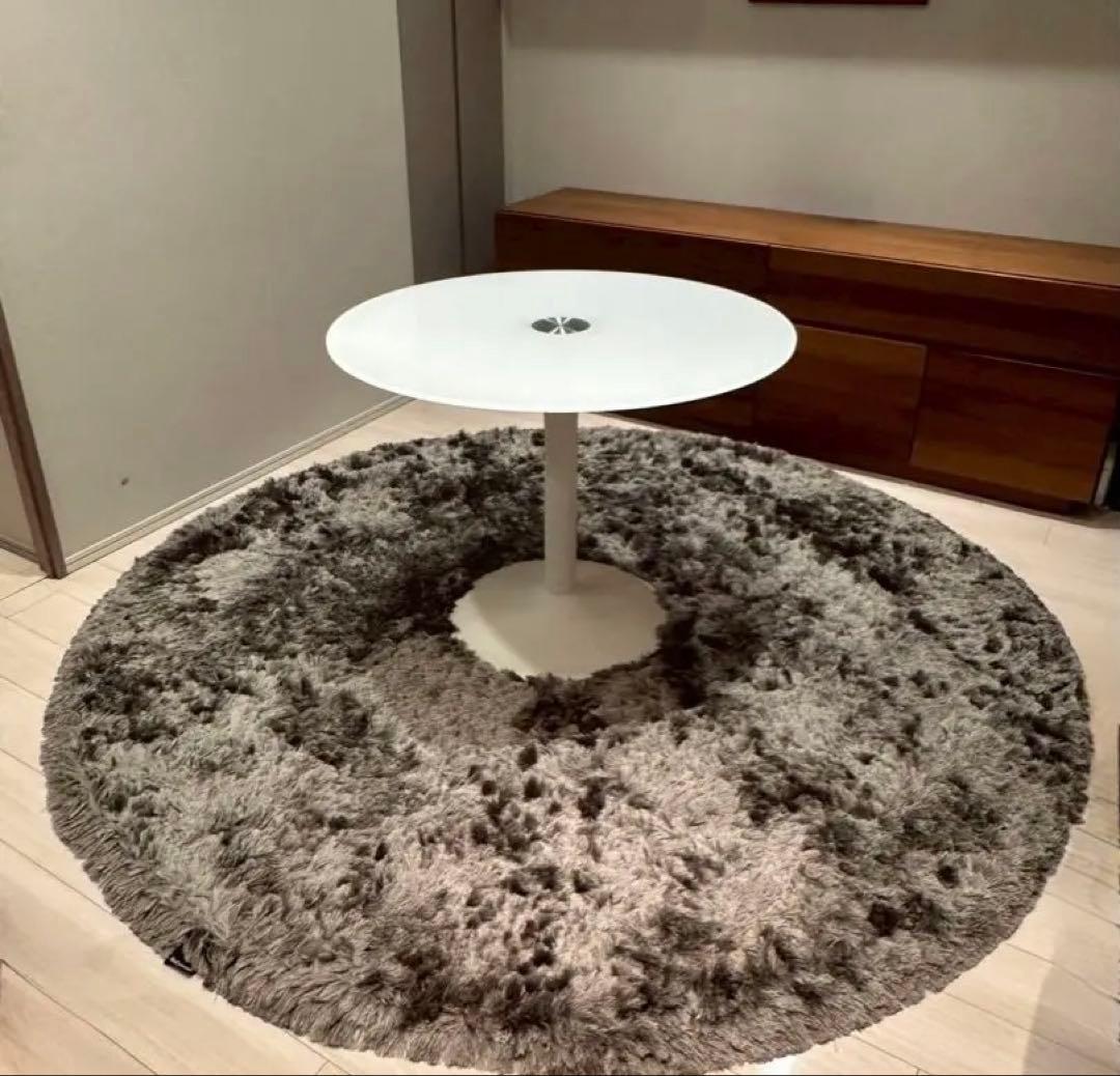 ボーコンセプト New York 堂々たる上品ラインテーブル ホワイト