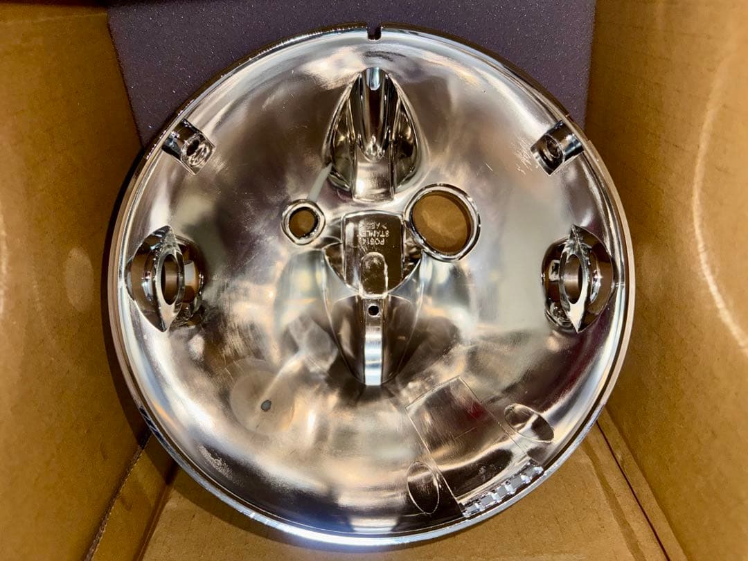 w650 純正ヘッドライトカバー クローム