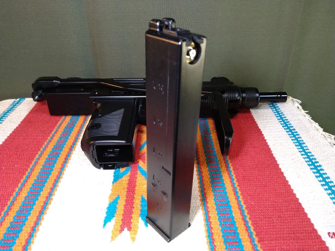 激レア美品！ウエスタンアームズ同等/KWC　ミニウージー　CO2ガスブロ！