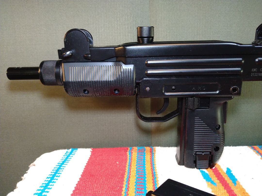 激レア美品！ウエスタンアームズ同等/KWC　ミニウージー　CO2ガスブロ！