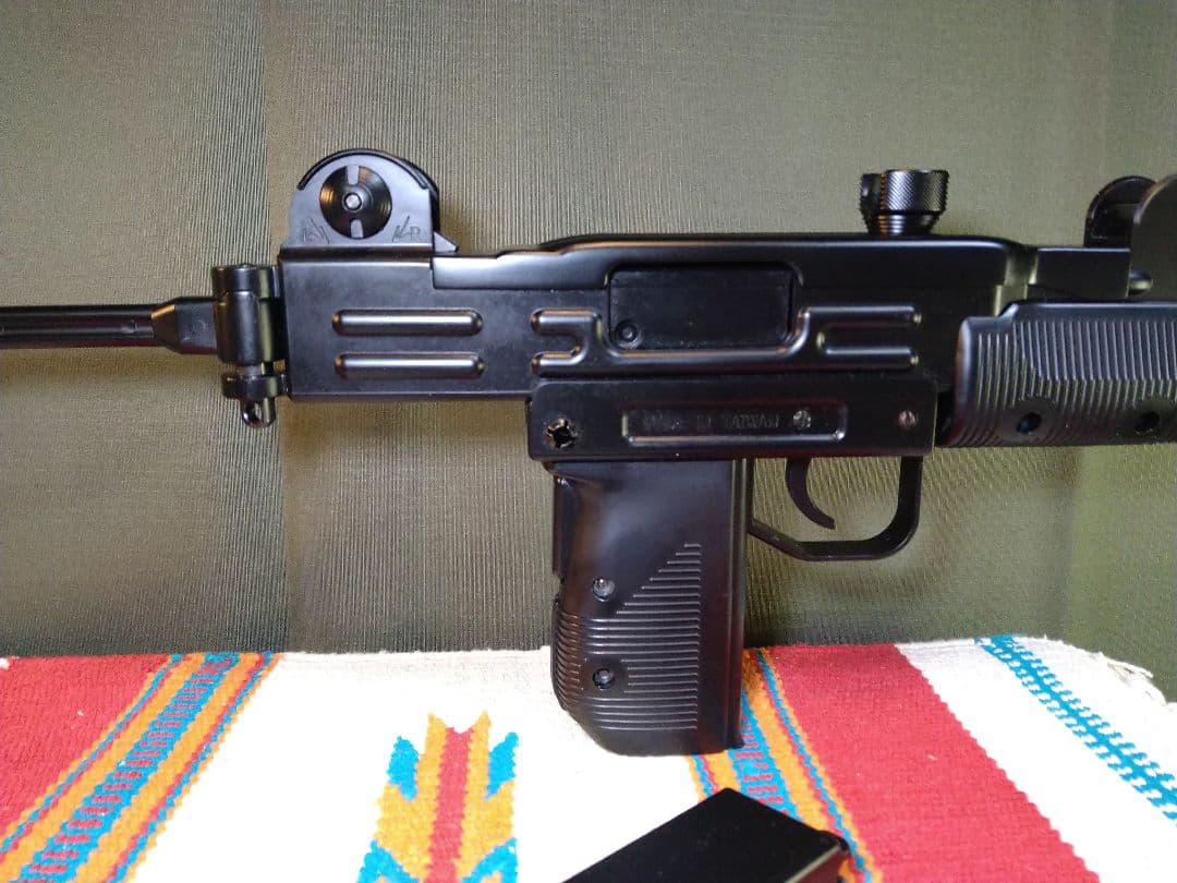 激レア美品！ウエスタンアームズ同等/KWC　ミニウージー　CO2ガスブロ！