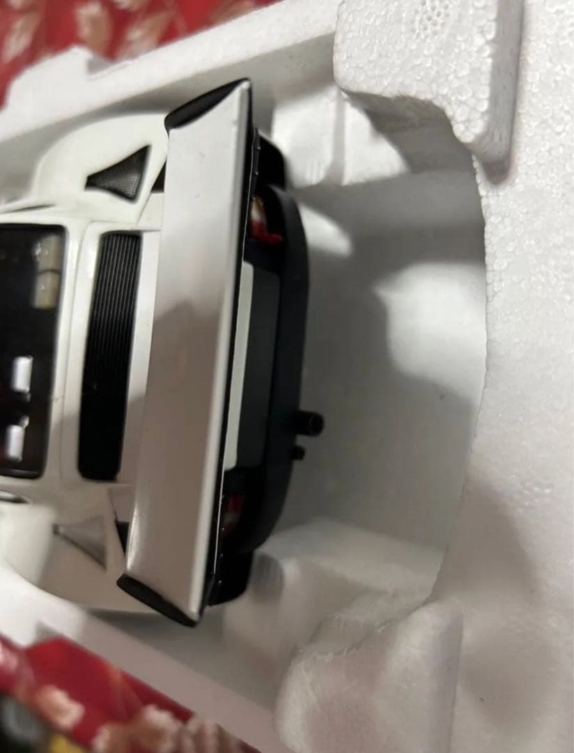 エグゾトミニカー　【激レア】1/18 ポルシェ935ホワイト