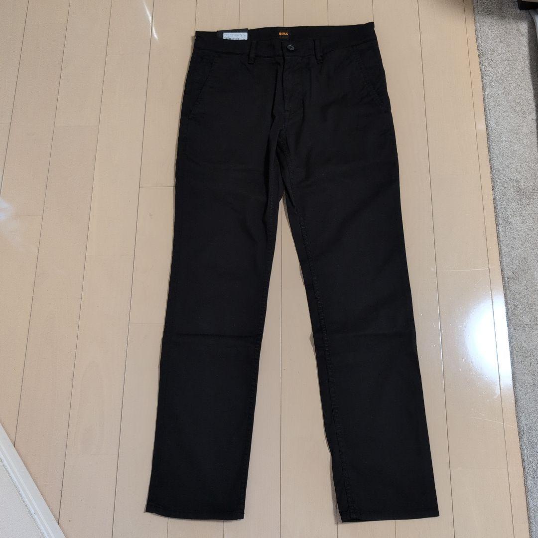 BOSS ブラック チノパン