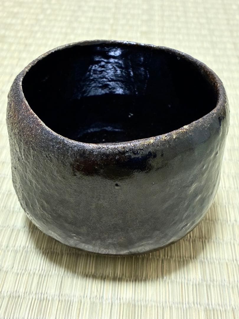 加藤亮太郎　引出黒茶碗　「瀬戸黒 茶碗」