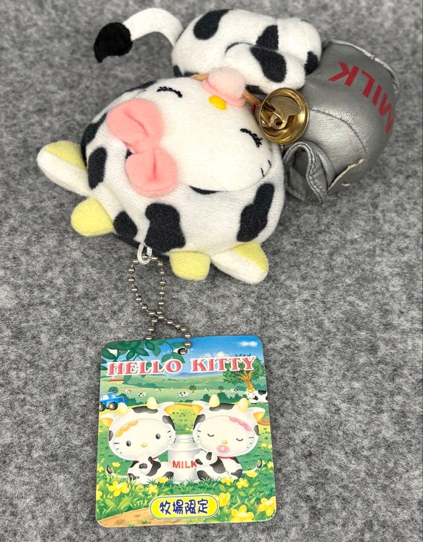 ハローキティ 牧場限定 牛 マスコット ぬいぐるみ