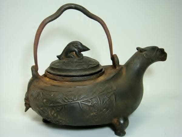 鉄瓶■古い鉄製急須 中国 亀 古鉄瓶 茶瓶 水注 康熈二十四年三月造 古玩骨董■