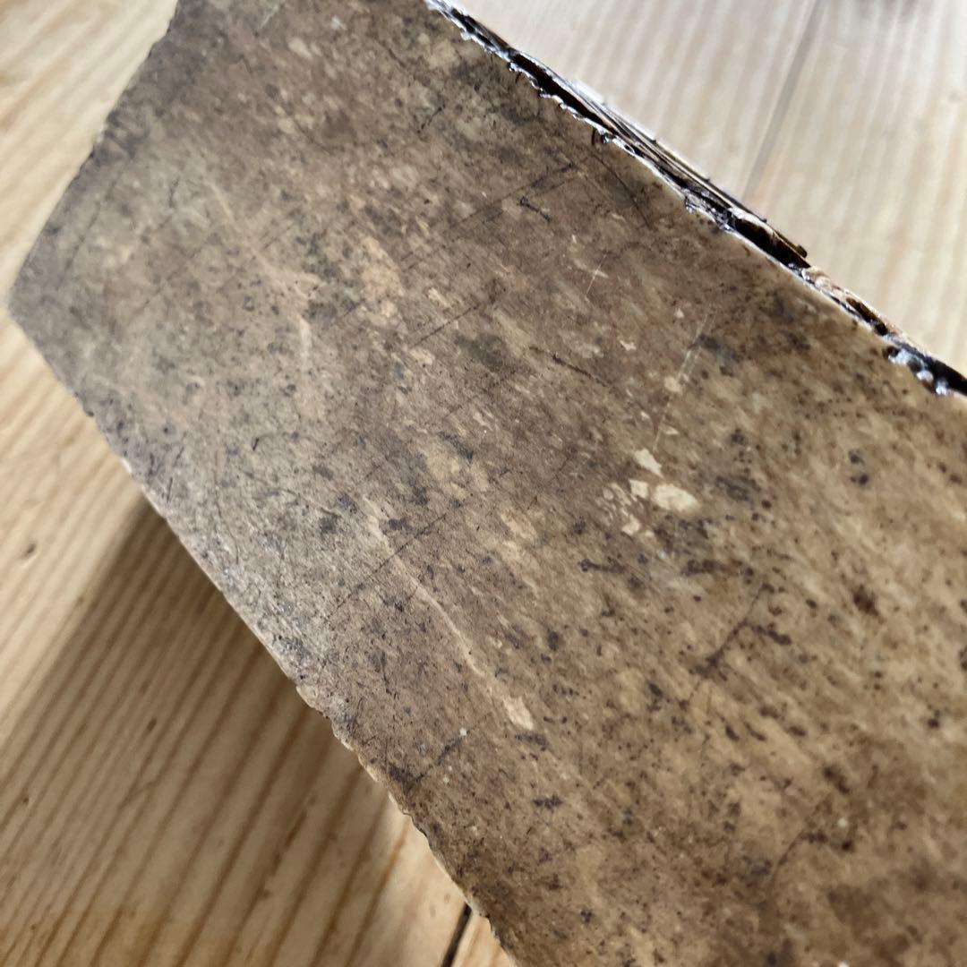 アンティーク手彫り　石の箱　宝石箱