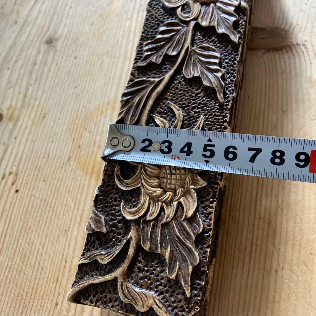 アンティーク手彫り　石の箱　宝石箱