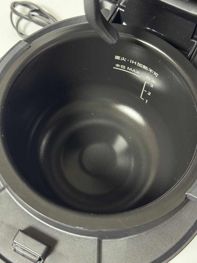 W*k様 『カレーシチューが劇的に美味しい』水なし自動調理鍋 SHARP HEA