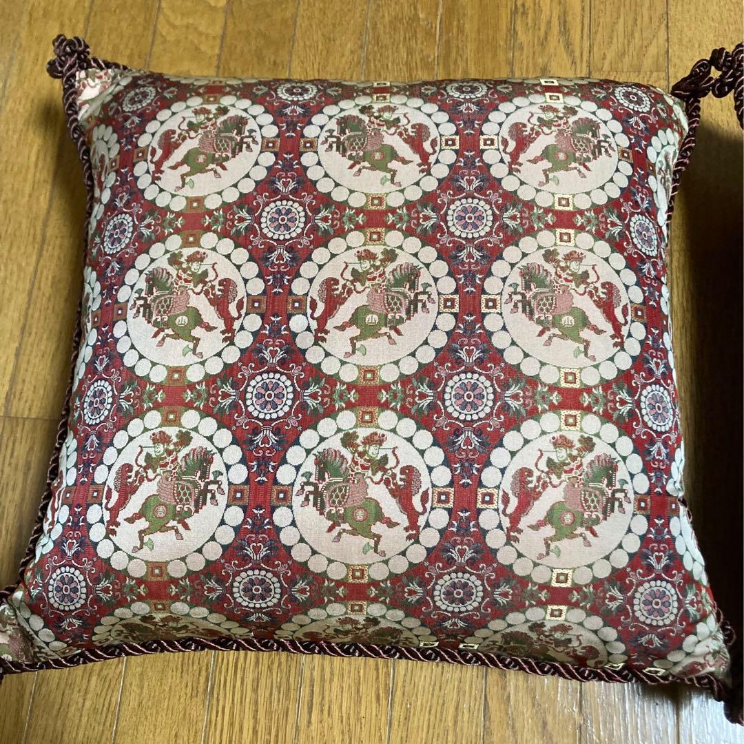 龍村美術織物　経錦　獅子狩文錦　クッション２個セット未使用品 ファスナー付き
