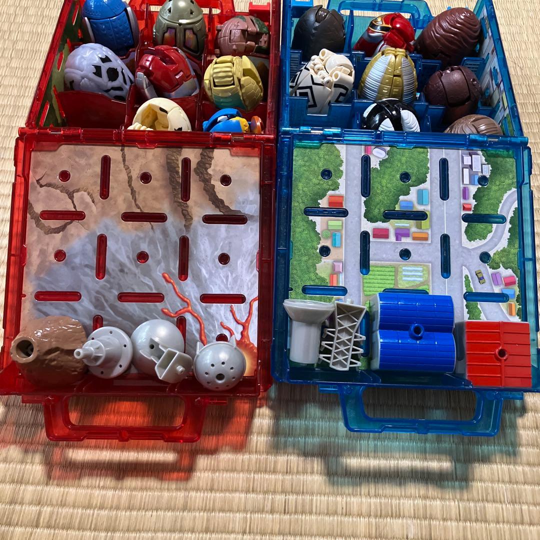 ウルトラエッグ バトルアタッシュケース　エッグ16体セット