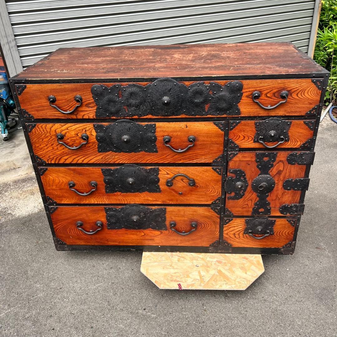 衣装箪笥　時代物　旧家より引受　使用感・ダメージあり　【たのメル便♪】