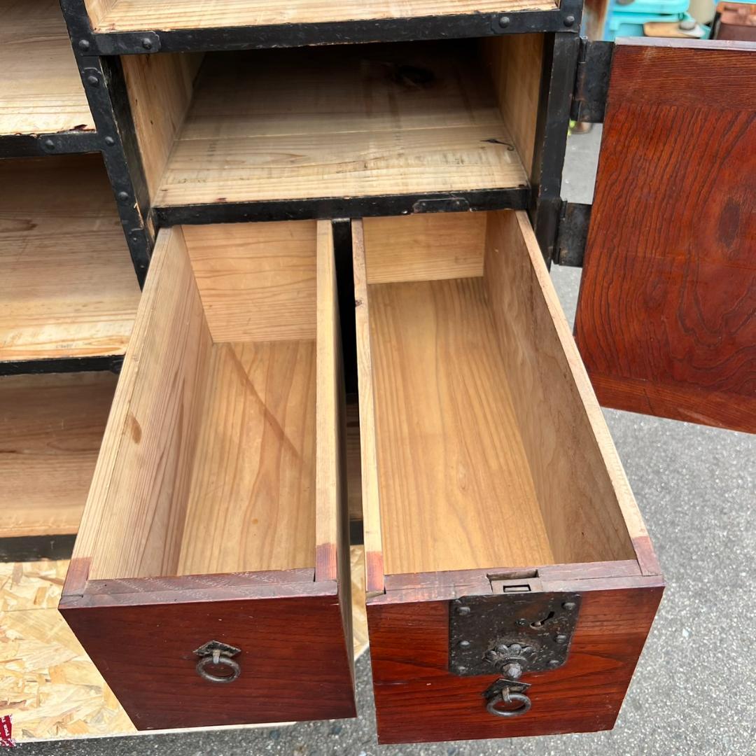 衣装箪笥　時代物　旧家より引受　使用感・ダメージあり　【たのメル便♪】