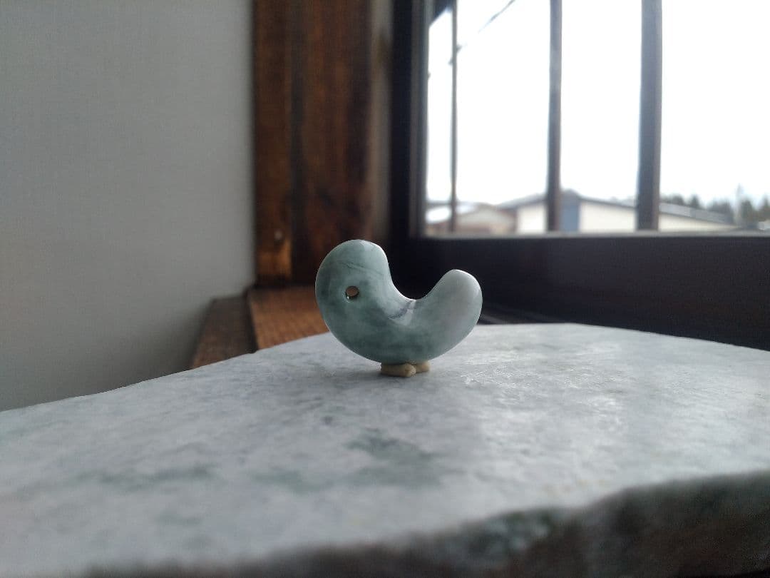 pokorin♪糸魚川翡翠　勾玉　黄緑色④⑤2点