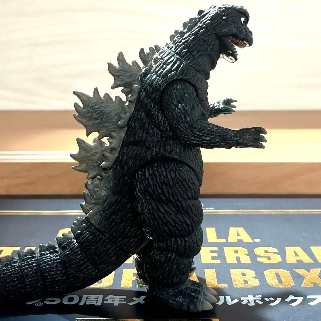 ゴジラ 50周年記念 メモリアルボックス ゴジラの 息子 1967
