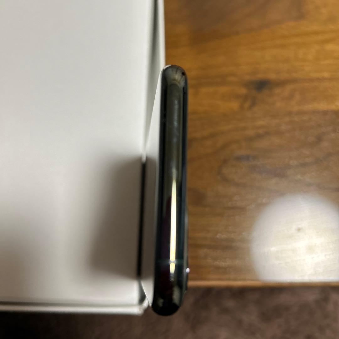 iPhone11 Pro 256GB ミッドナイトグリーン美品