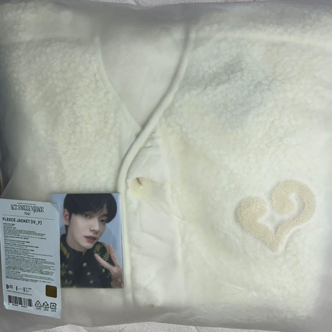 TXT ACT: SWEET MIRAGE FINAL フリースジャケット
