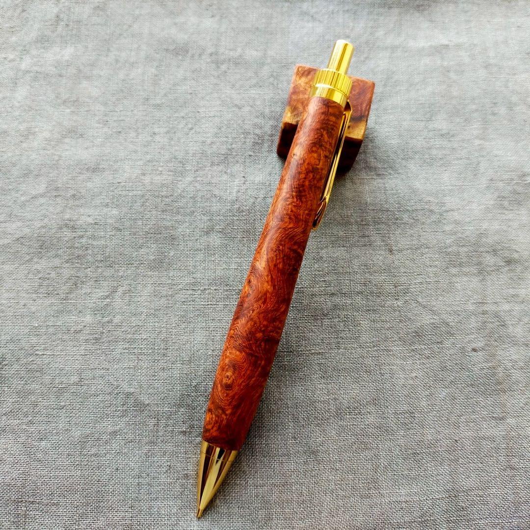 特上本花梨瘤　ハンドメイド　木軸シャープペン　0.5mm　天然木　ゴールド