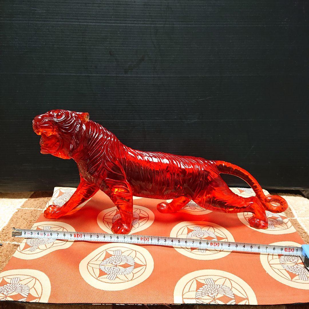 虎の置物