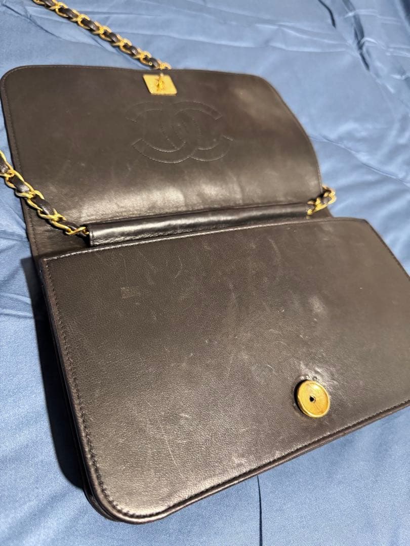 CHANEL マトラッセ ラムスキン ショルダーバッグ