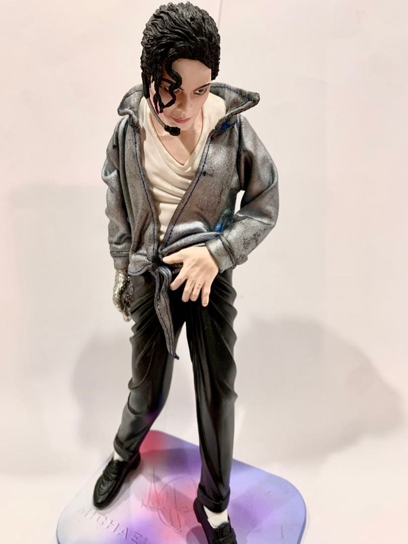 マイケル ジャクソン 1/6 フィギュア　MICHAEL JACKSON