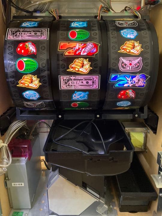 パチスロ　創聖のアクエリオン実機　　極メROM仕様