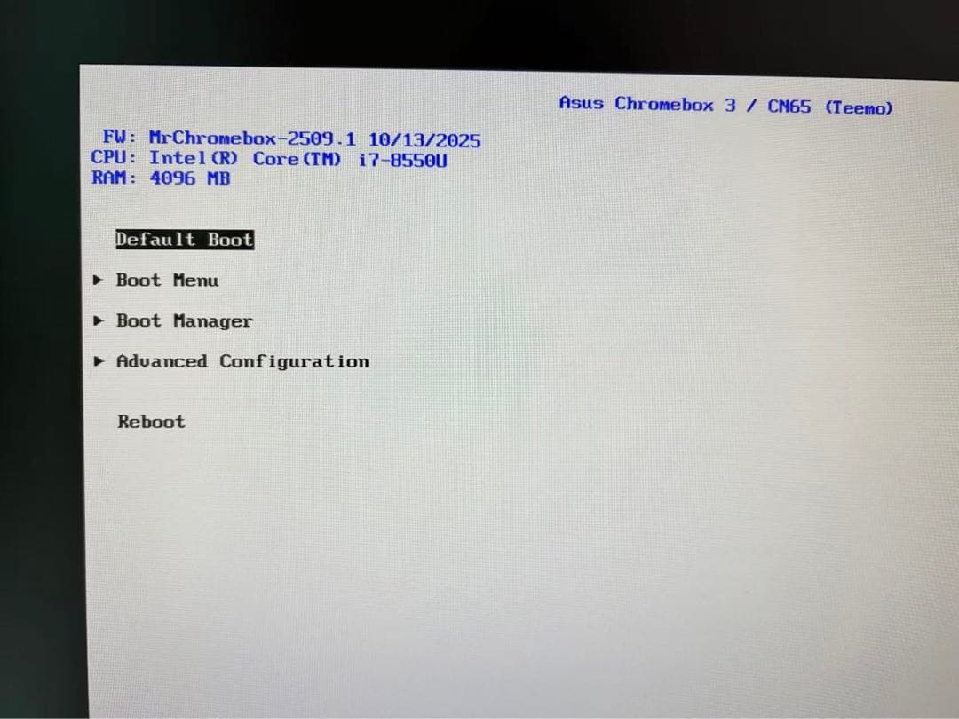 ASUS Chromebox 3 i7-8550U 第8世代 DDR4 4GB