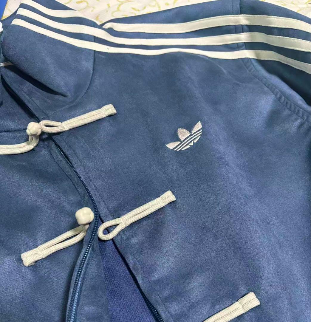 アディダス 中国限定 蛇年トラックジャケットネイビーSサイズ　2枚
