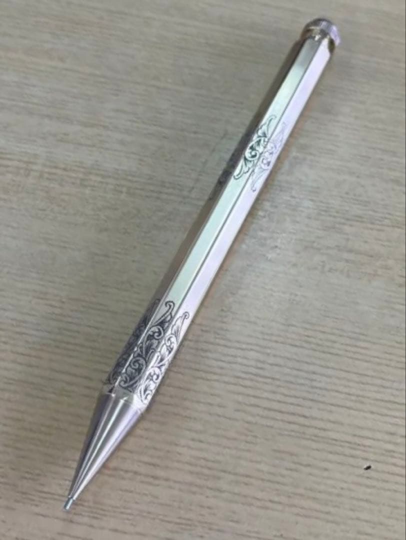 彫金　カヴェコブラス