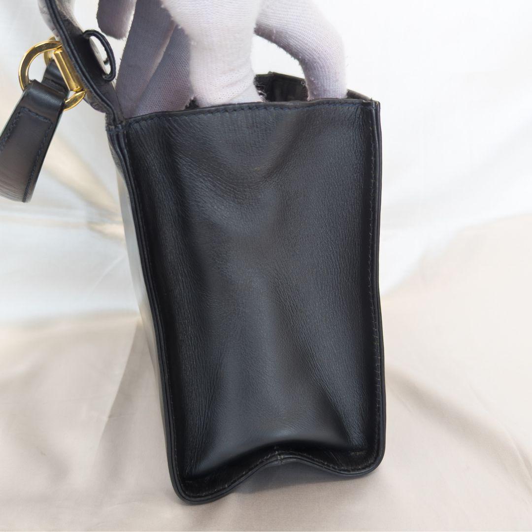 【美品】 Ferragamo ヴァラリボン ハンドバッグ 2Way パーティー