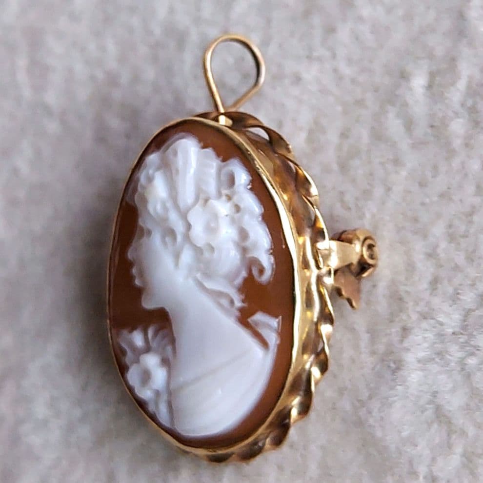 ヴィンテージ　女性　カメオ　9K ペンダントトップ&ブローチ