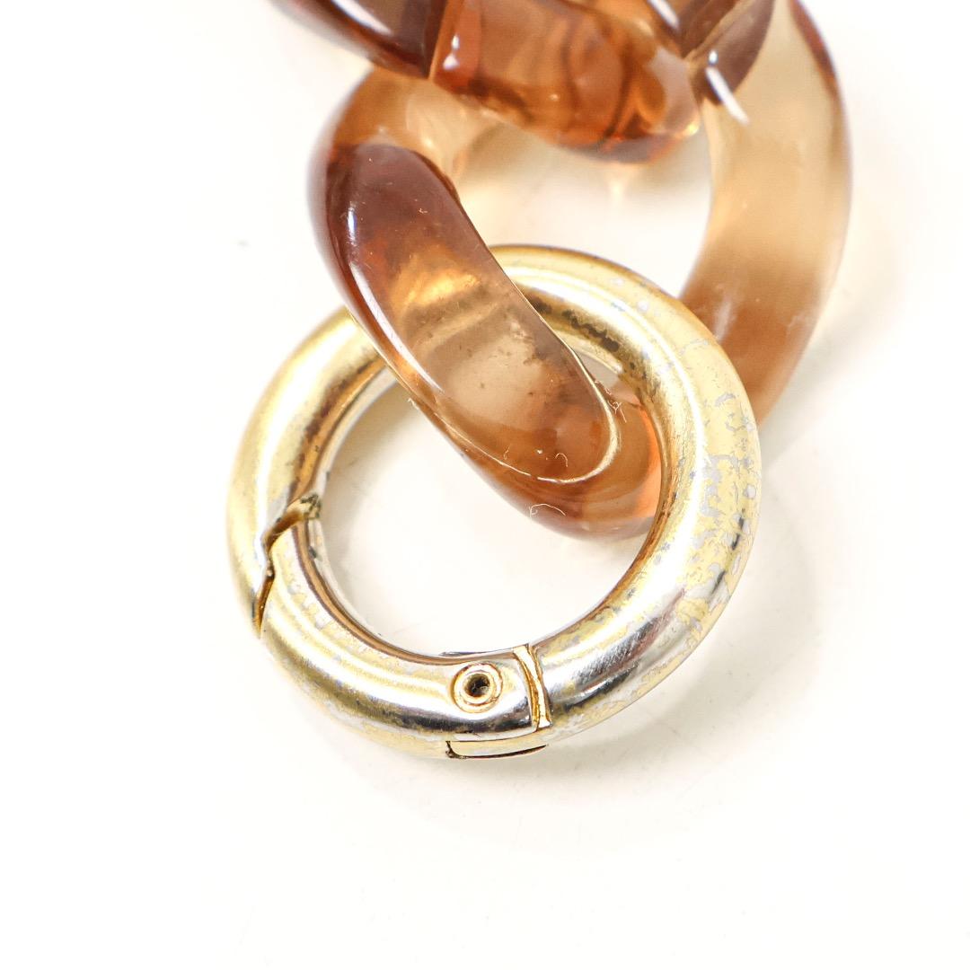 H4911Mルヴィニパリ　iPhone 15 Pro　スマホケースxストラップ