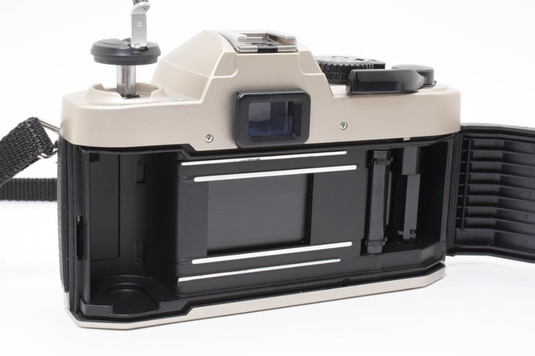 超美品 NIKON ニコン FM10 フィルム　モルト新品交換済 M280