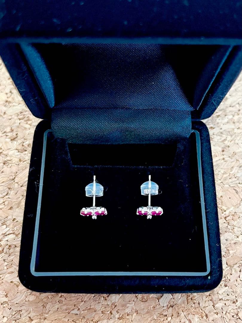 ルビー　ダイヤモンド　ピアス　美品　保証書付き