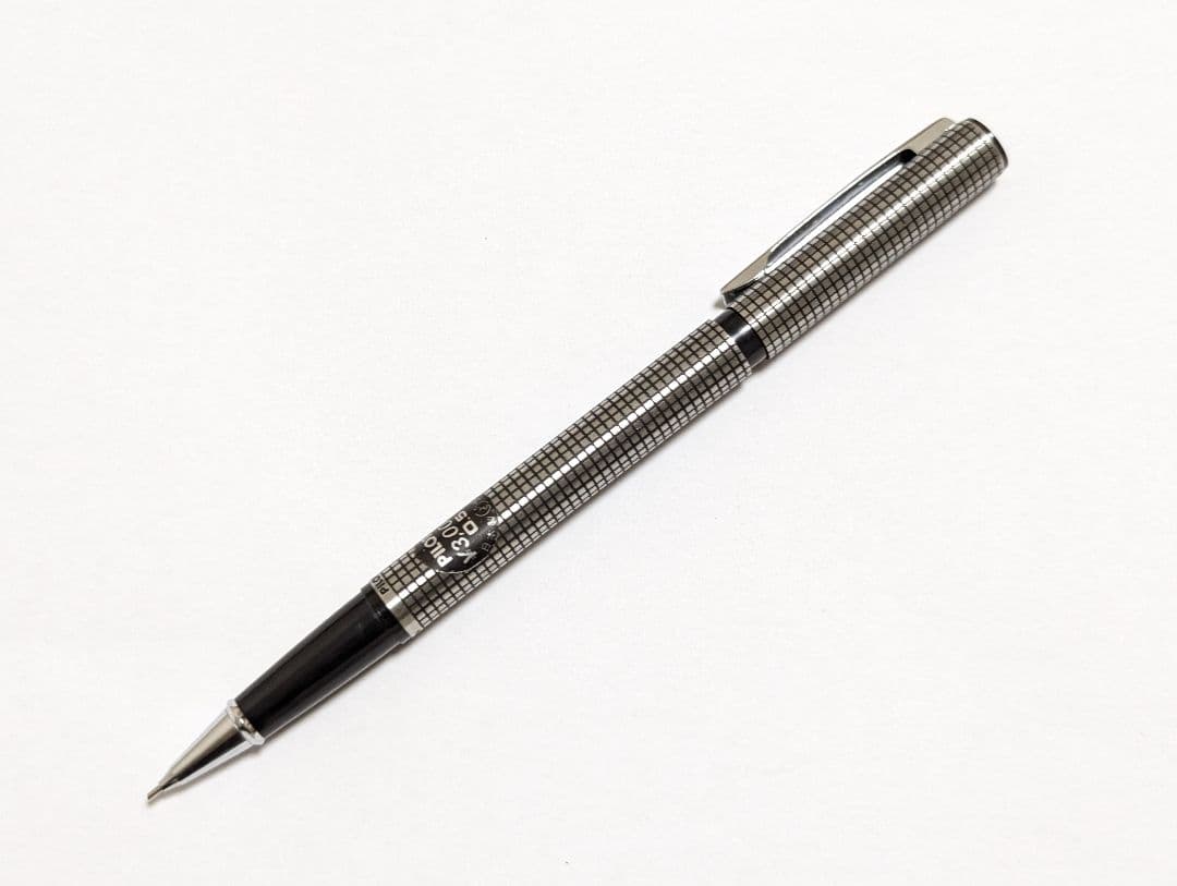 Pilot　キャップ式シャープペンシル　0.5mm　格子柄