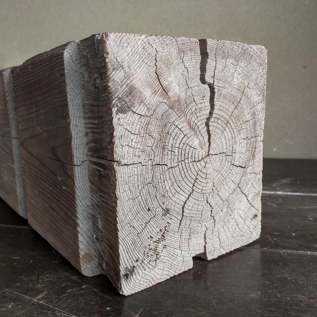 【送料込み】【古材 ⑧　角材・柱材　ホゾ穴　古道具 アンティーク オブジェ】