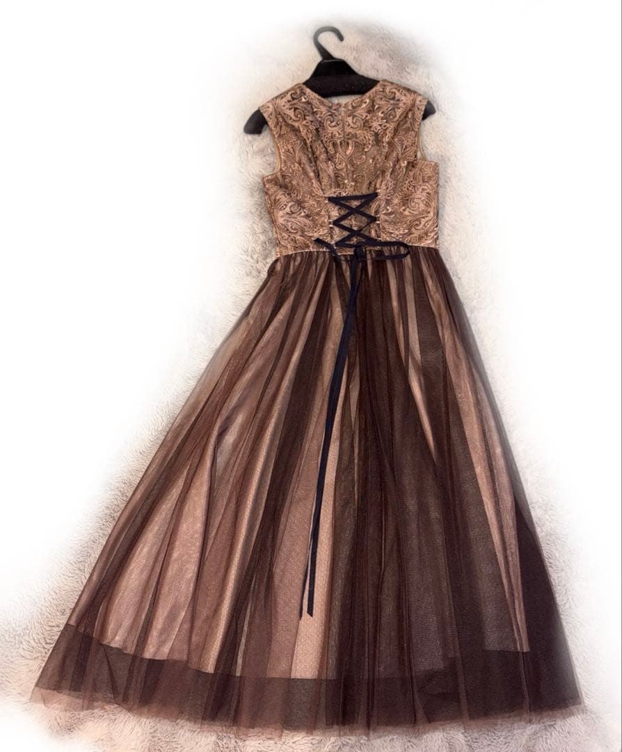 【美品】AIMER エメ オーナメント刺繍レースパーティドレス