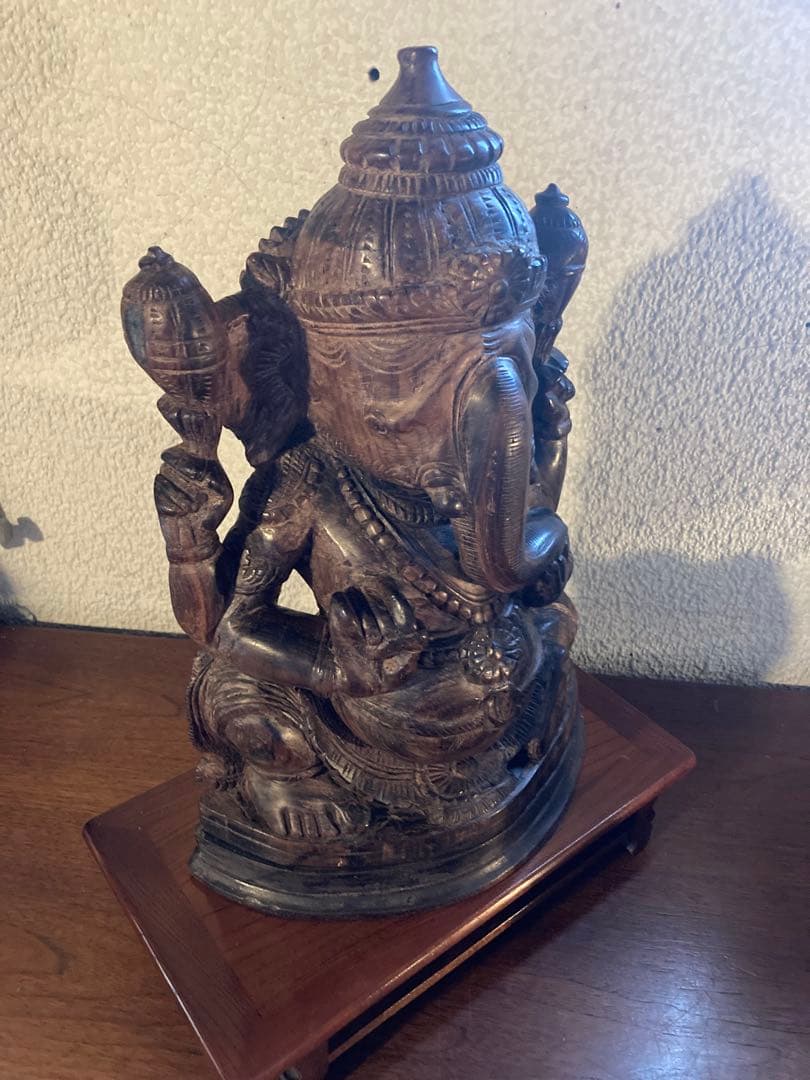特大　威風堂々　Indiaガネーシャ木製木彫り置物　(台座付き)