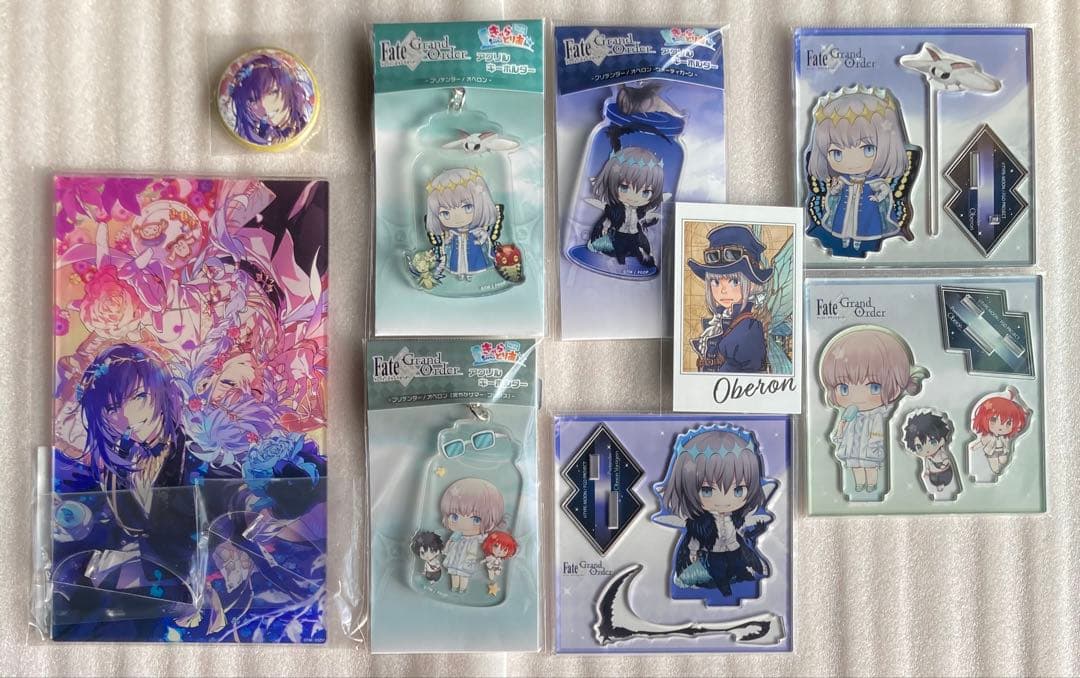 FGO オベロン ホワイトデー きゃらとりあ アクリルスタンド 缶バッジ