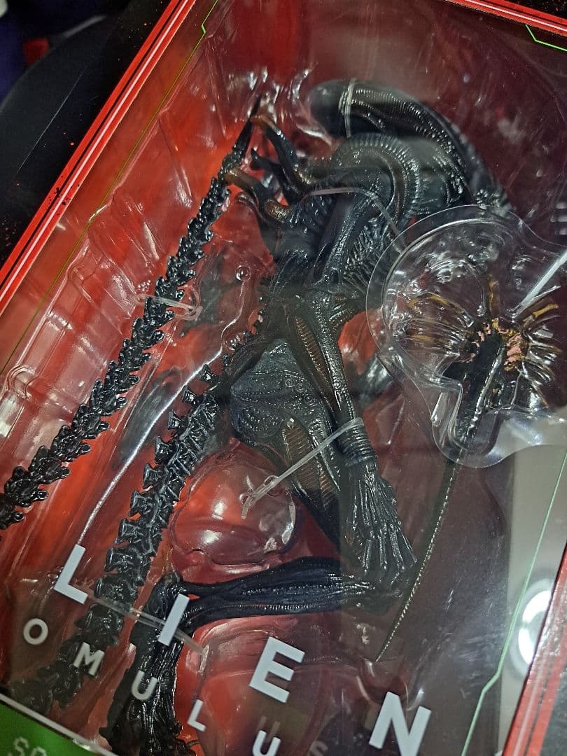 新品未開封 NECA ネカ エイリアンロムルス スコーチドゼノモーフ