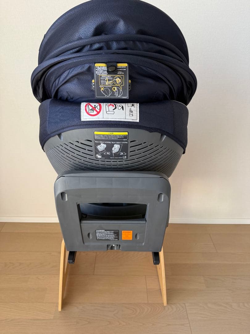 Combi チャイルドシート THE S Air ISO EG ZB-690